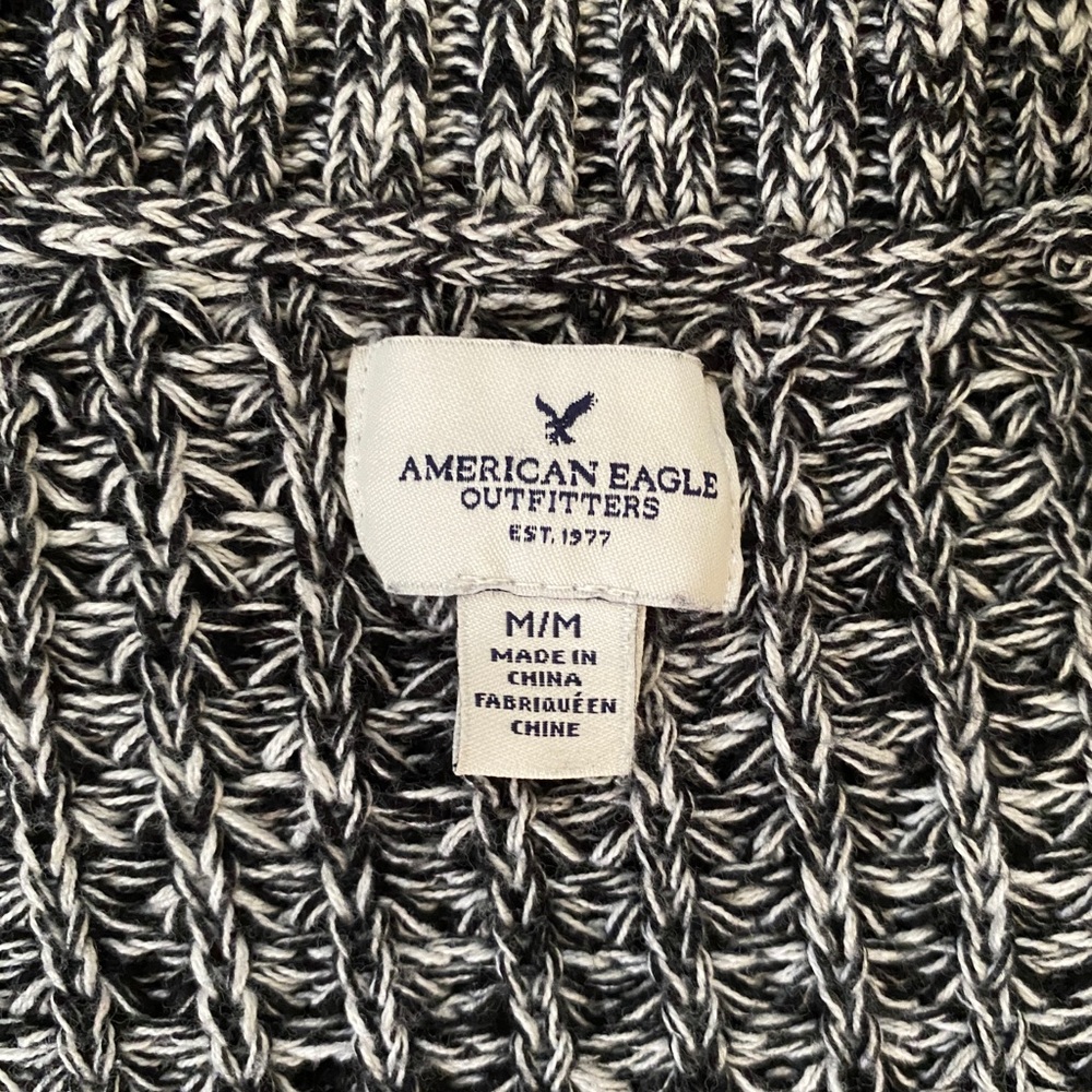 American Eagle Black & White Cardigan - Picture 3 of 5